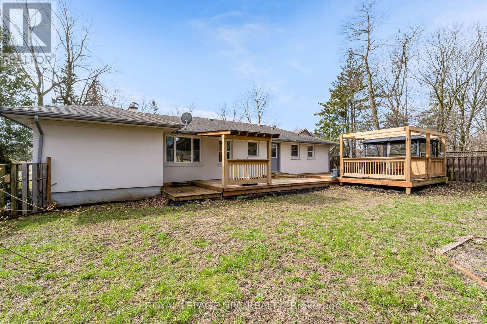 












87 CANBORO ROAD

,
Pelham (Fonthill),




Ontario
L0S1E0

