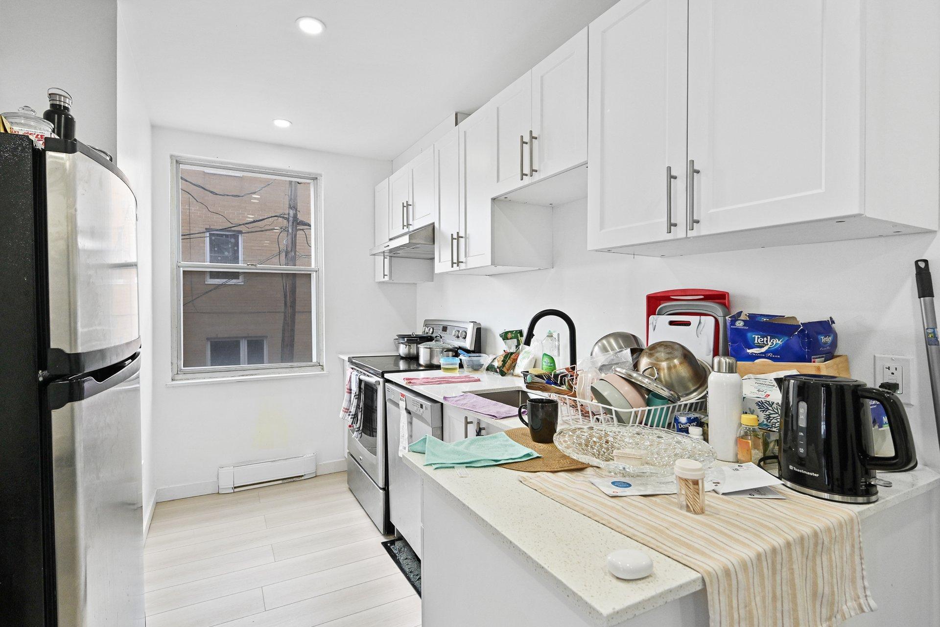 









2024

 - 2028


Rue Fullum

,
Montréal (Ville-Marie),




QC
H2K3N7

