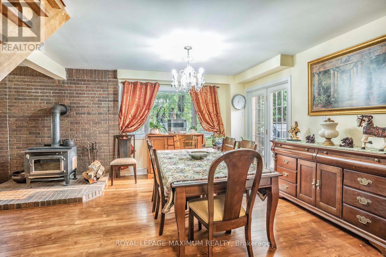 












4372 TRAIN STREET

,
New Tecumseth,




Ontario
L9R1V4

