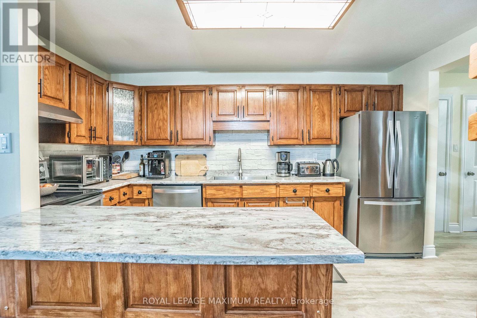 












4372 TRAIN STREET

,
New Tecumseth,




Ontario
L9R1V4

