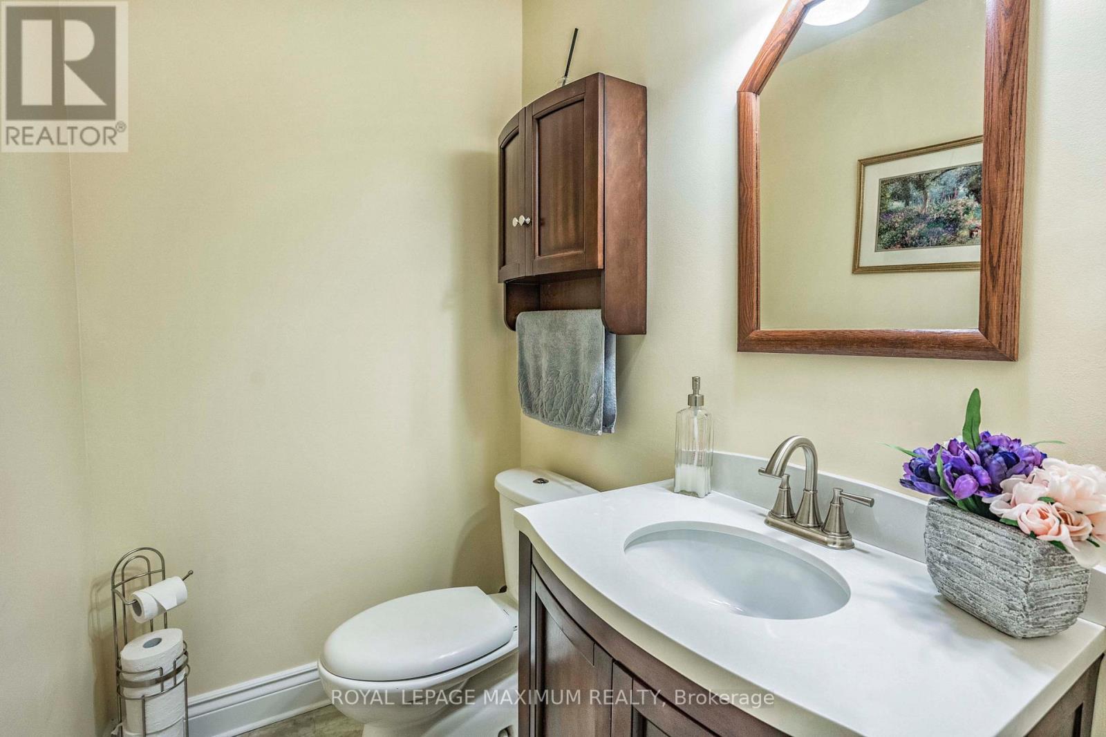 












4372 TRAIN STREET

,
New Tecumseth,




Ontario
L9R1V4

