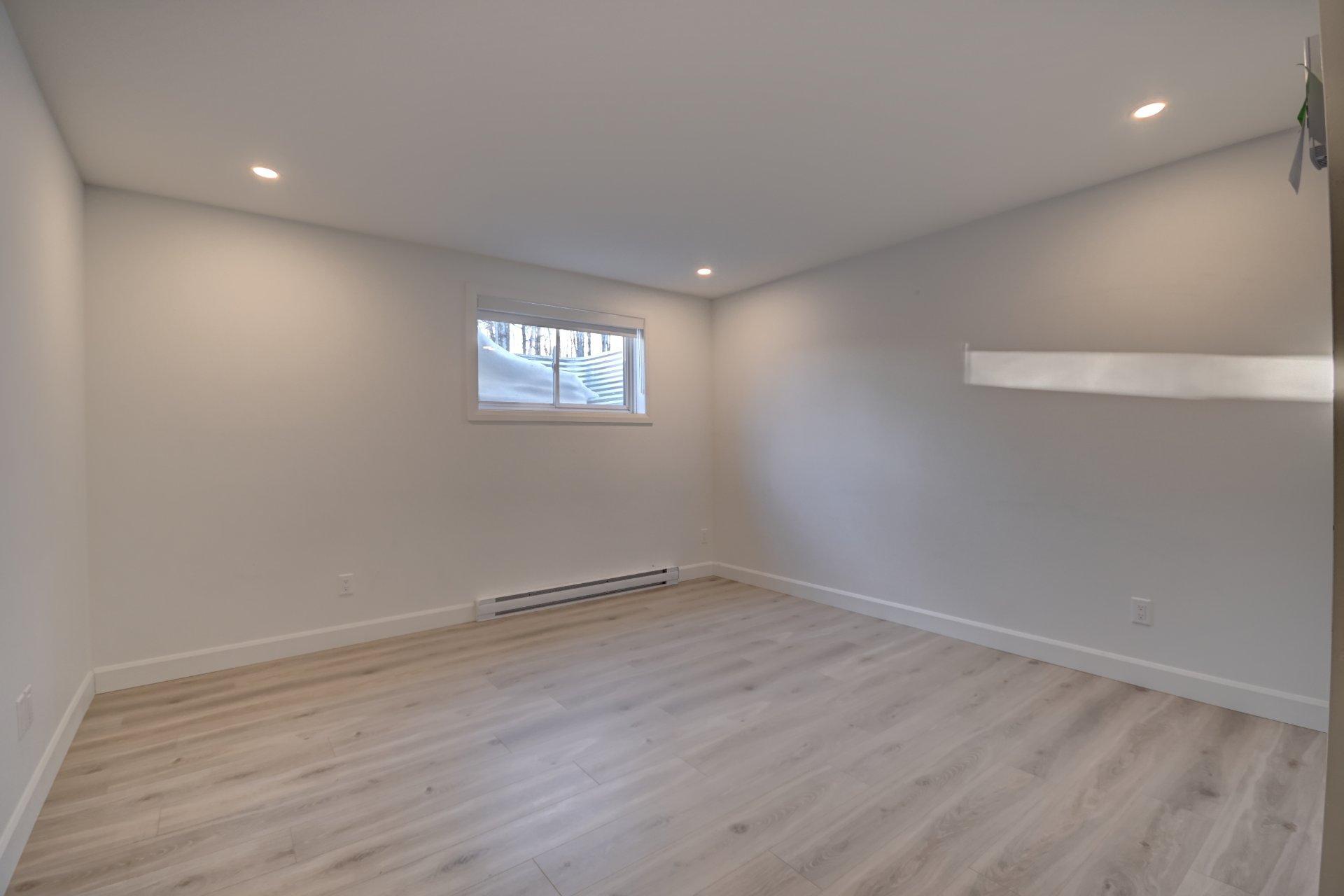 









189


Rue du Sous-Bois

,
Boischatel,




QC
G0A1H0


