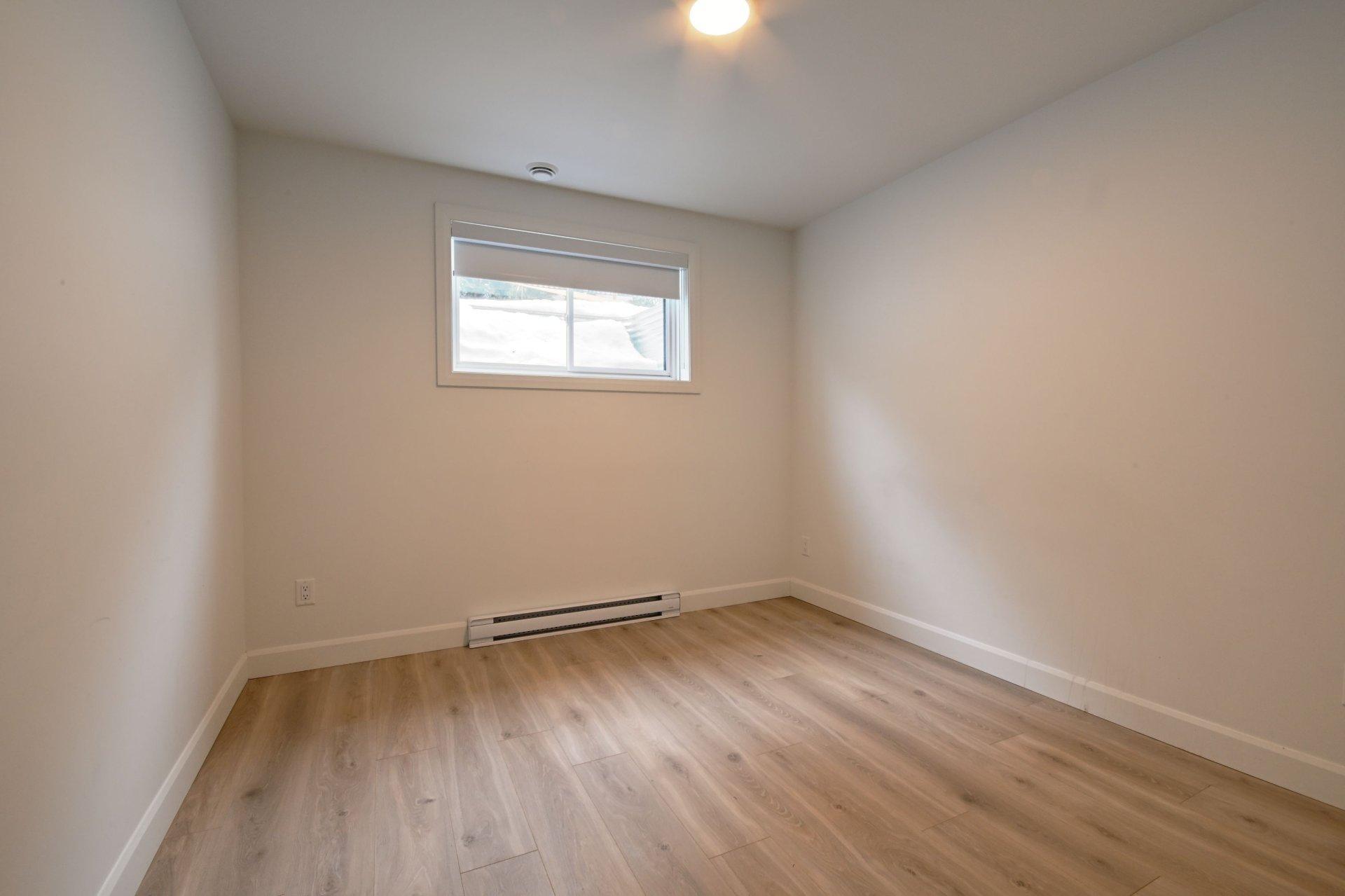 









189


Rue du Sous-Bois

,
Boischatel,




QC
G0A1H0

