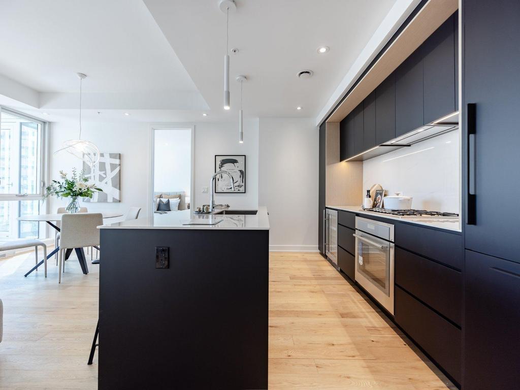 









1020


Rue de la Montagne

, 3703,
Montréal (Ville-Marie),




QC
H3G1V7

