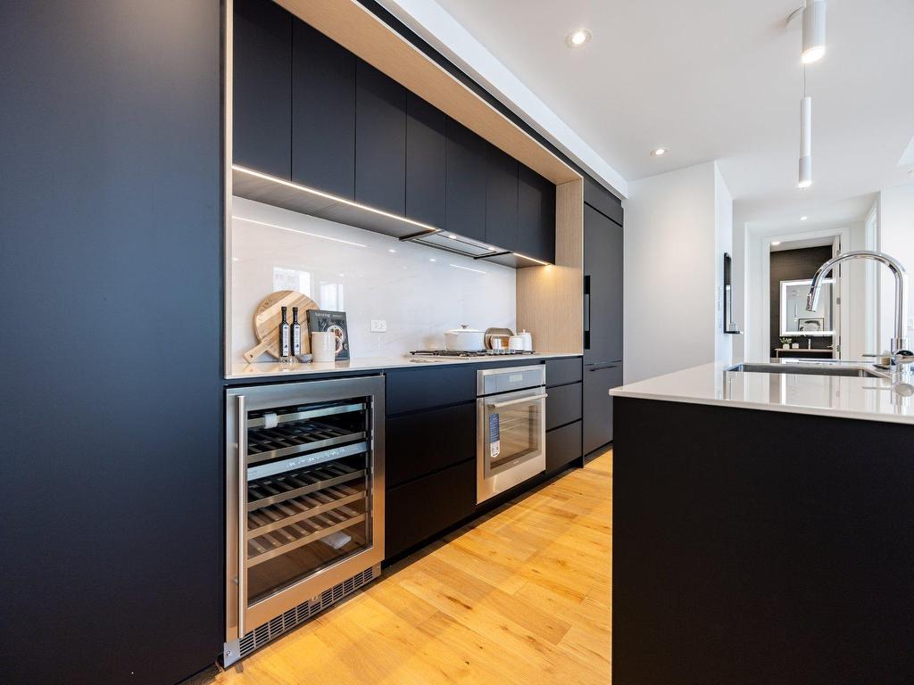 









1020


Rue de la Montagne

, 3703,
Montréal (Ville-Marie),




QC
H3G1V7

