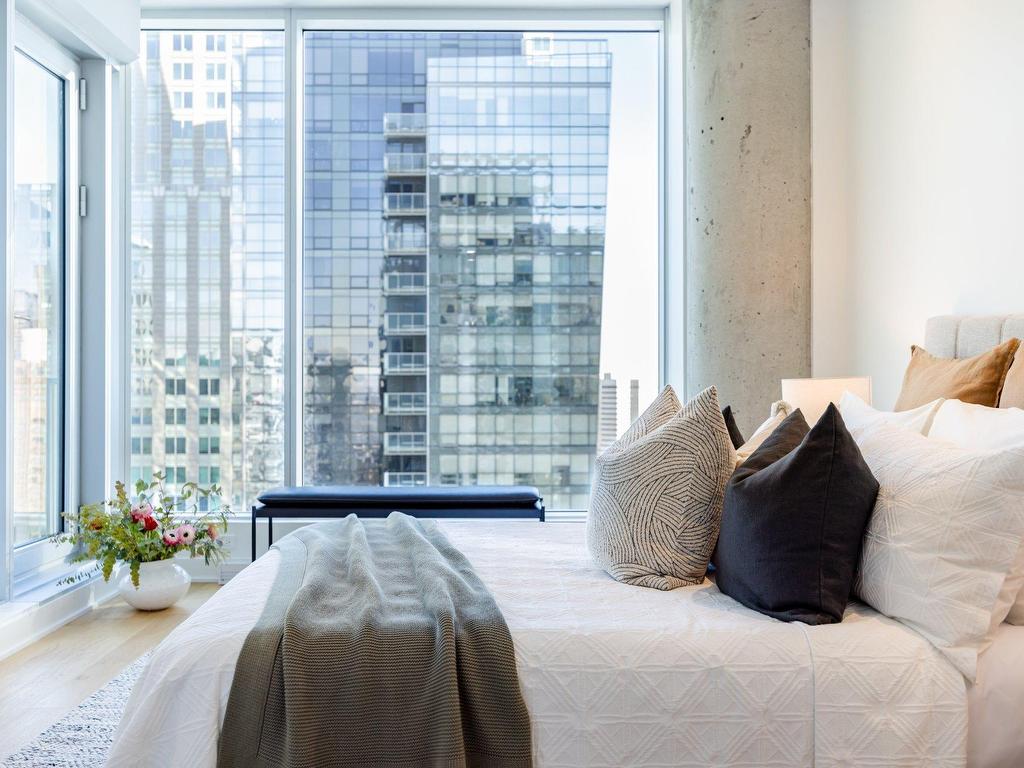 









1020


Rue de la Montagne

, 3703,
Montréal (Ville-Marie),




QC
H3G1V7

