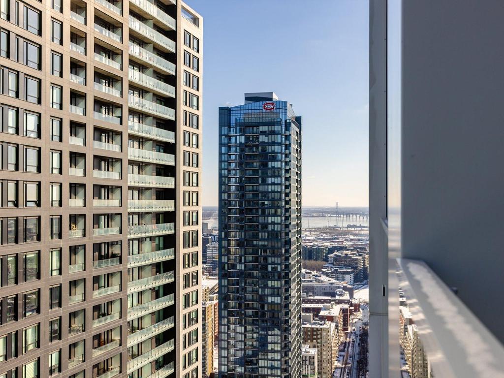









1020


Rue de la Montagne

, 3703,
Montréal (Ville-Marie),




QC
H3G1V7

