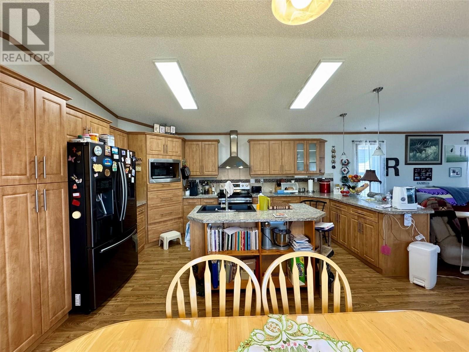 












609 Sweetwater Road

,
Rolla,




British Columbia
V0C2G0

