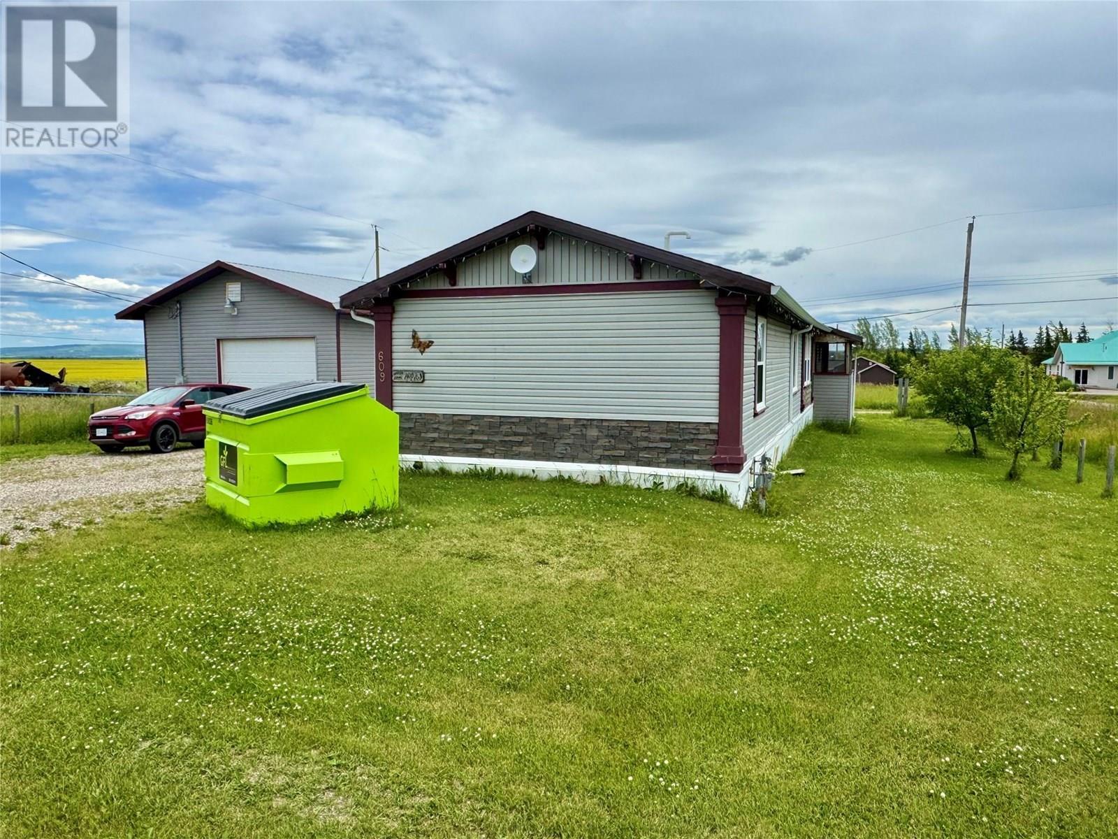 












609 Sweetwater Road

,
Rolla,




British Columbia
V0C2G0

