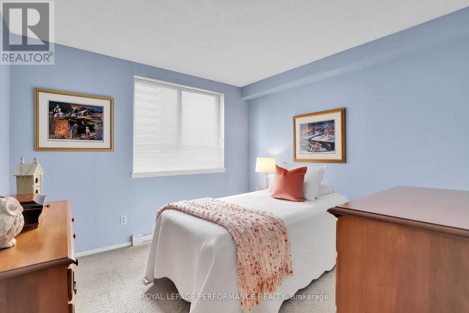 












501 - 470 LAURIER AVENUE W

,
Ottawa,




Ontario
K1R7W9


