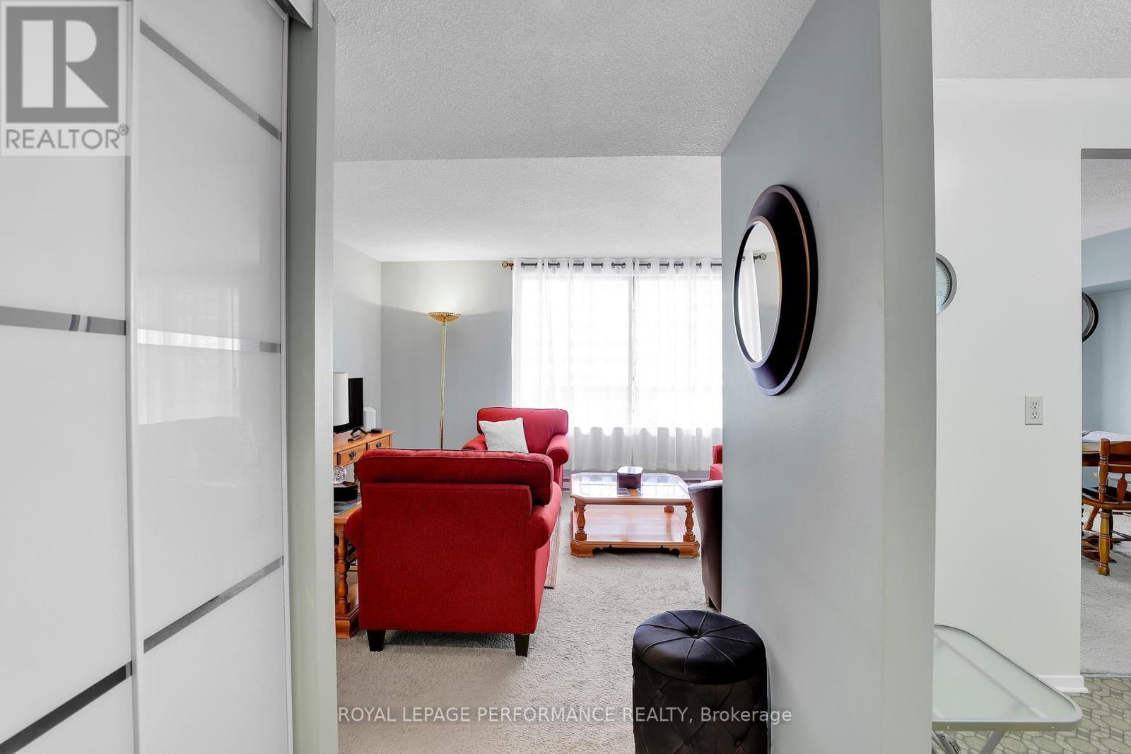 












501 - 470 LAURIER AVENUE W

,
Ottawa,




Ontario
K1R7W9

