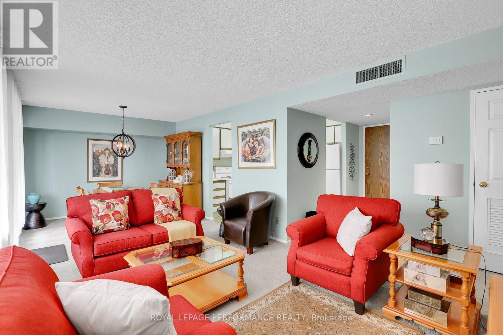 












501 - 470 LAURIER AVENUE W

,
Ottawa,




Ontario
K1R7W9

