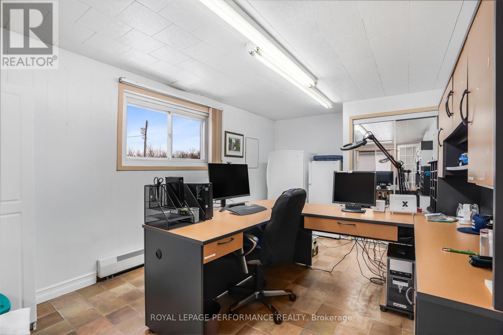 












72 LONGUEUIL STREET

,
Champlain,




Ontario
L1R3H1

