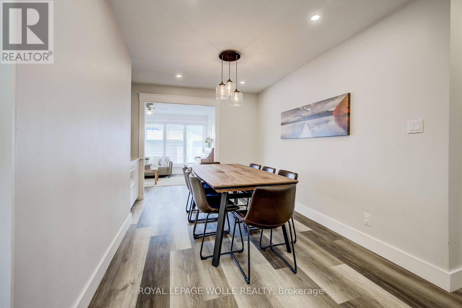 












67 WEBER STREET S

,
Waterloo,




Ontario
N2J1Z8

