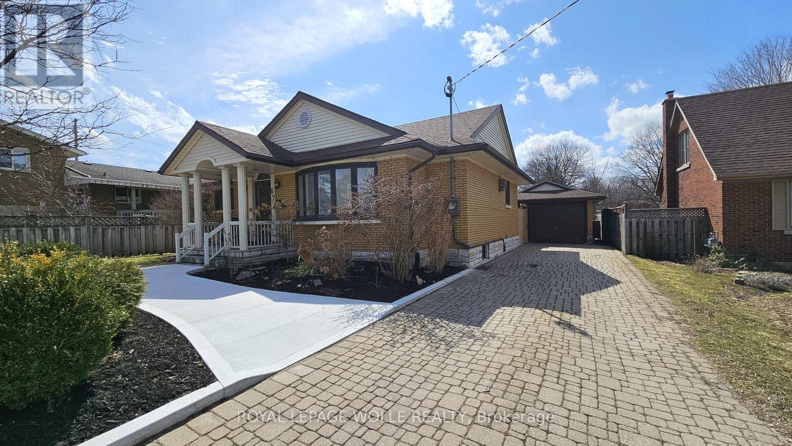 












67 WEBER STREET S

,
Waterloo,




Ontario
N2J1Z8

