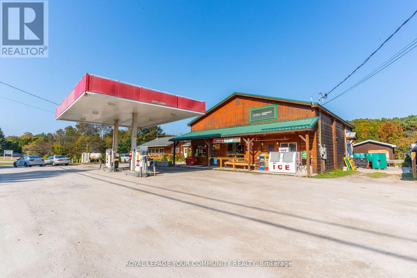 












3895 LOOP ROAD

,
Dysart et al,




Ontario
K0L1X0

