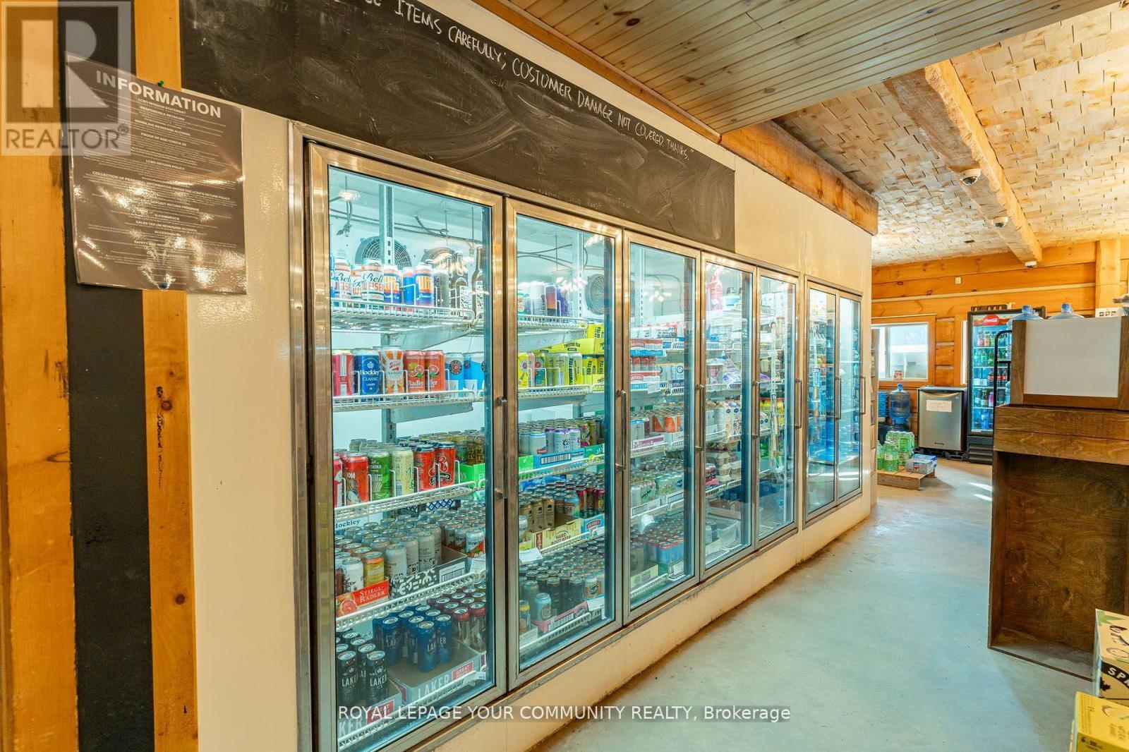 












3895 LOOP ROAD

,
Dysart et al,




Ontario
K0L1X0

