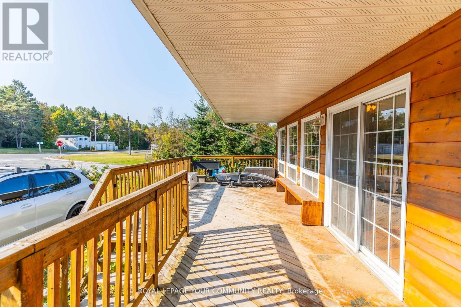 












3895 LOOP ROAD

,
Dysart et al,




Ontario
K0L1X0


