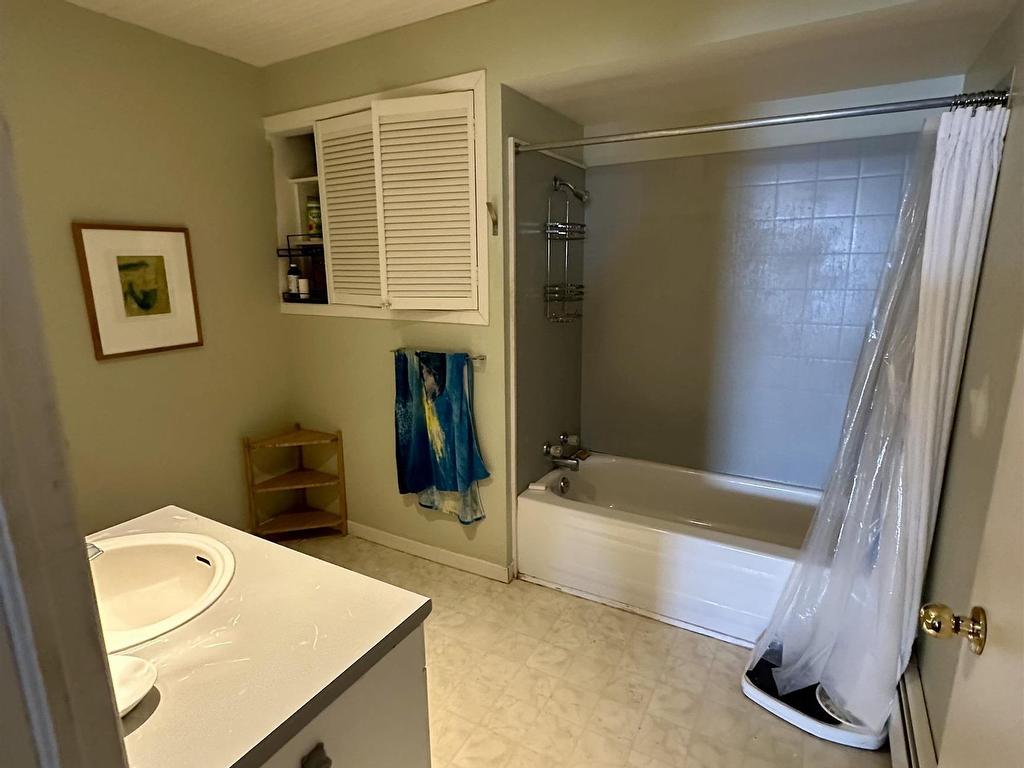 












30 Water Street

,
Pictou,




NS
B0K 1H0

