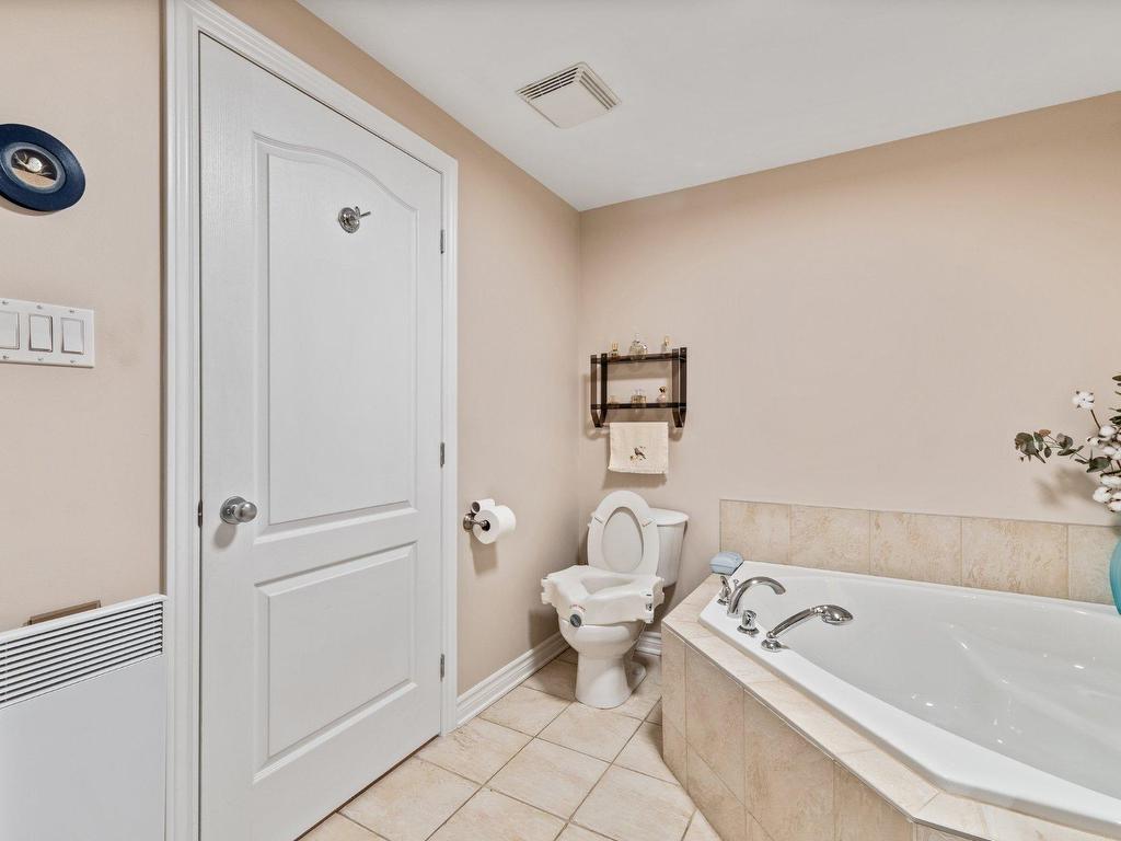 









3100


Boul. Notre-Dame

, 202,
Laval (Chomedey),




QC
H7V4C1

