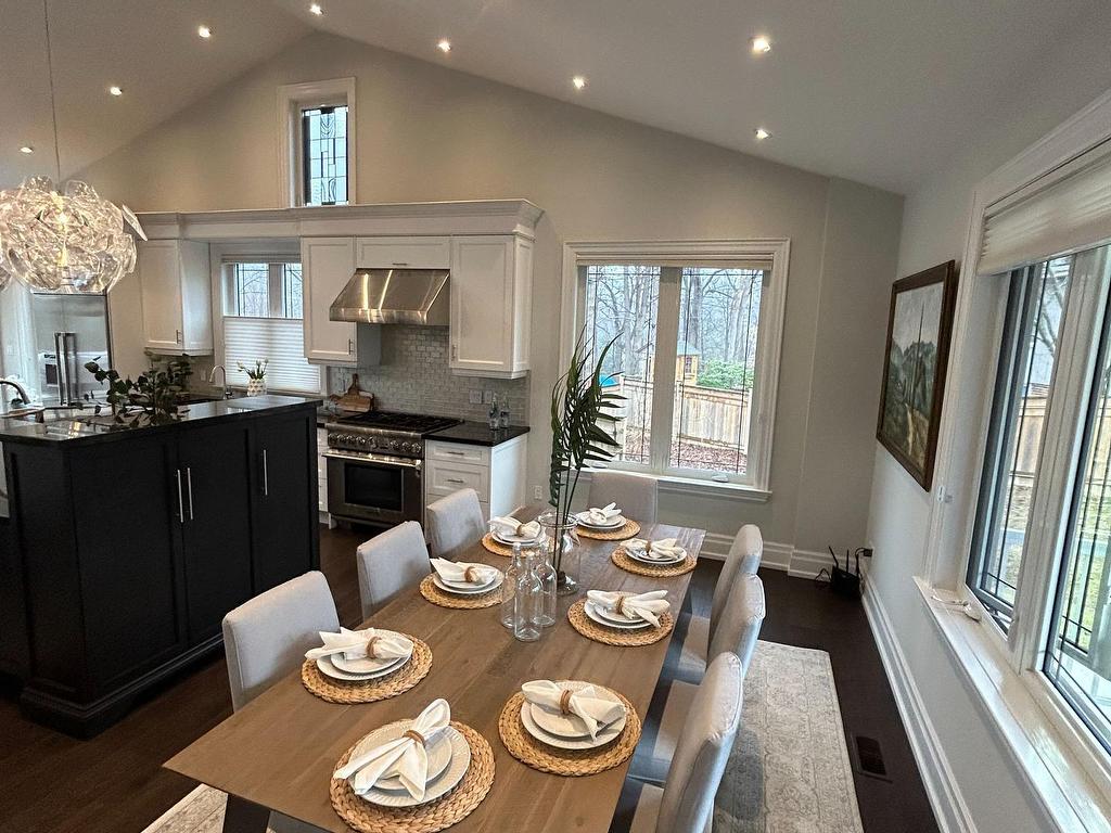 









15


Sulkara

Court,
Toronto,




ON
M4A 2G8

