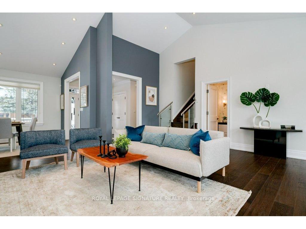 









15


Sulkara

Court,
Toronto,




ON
M4A 2G8

