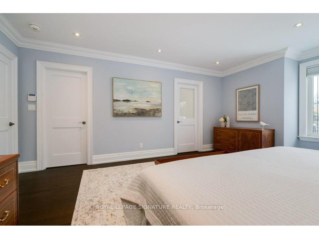 









15


Sulkara

Court,
Toronto,




ON
M4A 2G8

