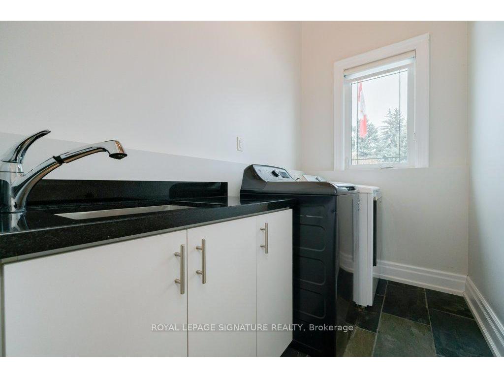 









15


Sulkara

Court,
Toronto,




ON
M4A 2G8

