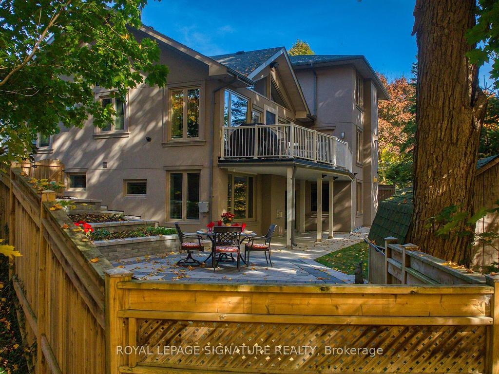 









15


Sulkara

Court,
Toronto,




ON
M4A 2G8

