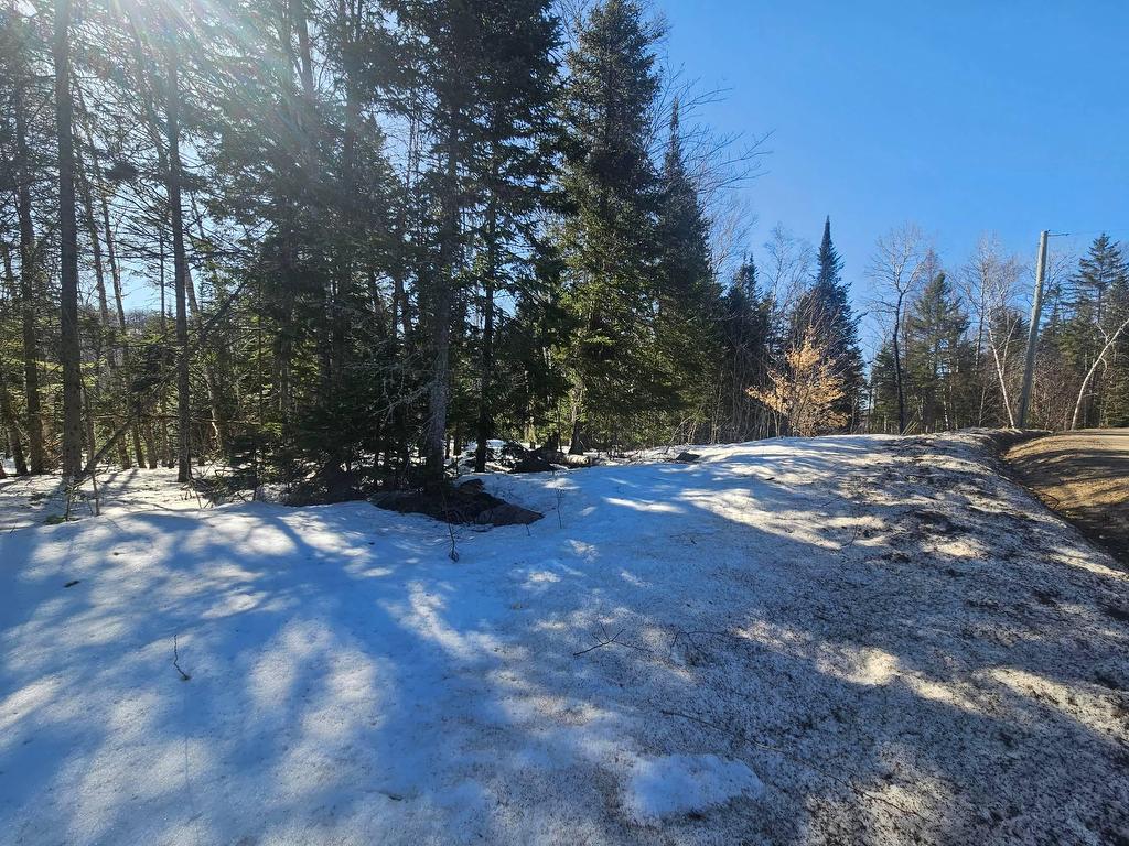 












Rue des Trois-Pierre

,
Morin-Heights,







QC
J0R1H0

