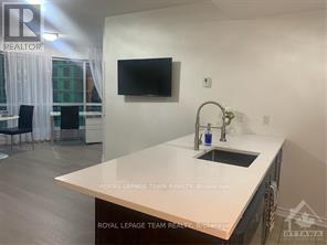 












704 - 234 RIDEAU STREET

,
Ottawa,




Ontario
K1N0N9

