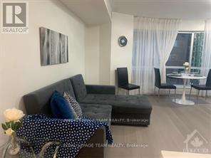












704 - 234 RIDEAU STREET

,
Ottawa,




Ontario
K1N0N9

