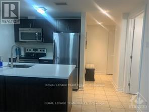












704 - 234 RIDEAU STREET

,
Ottawa,




Ontario
K1N0N9

