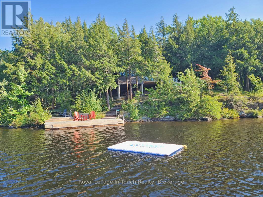 












340 HEALEY LAKE W/A

,
The Archipelago (Archipelago South),




Ontario
P0G1G0

