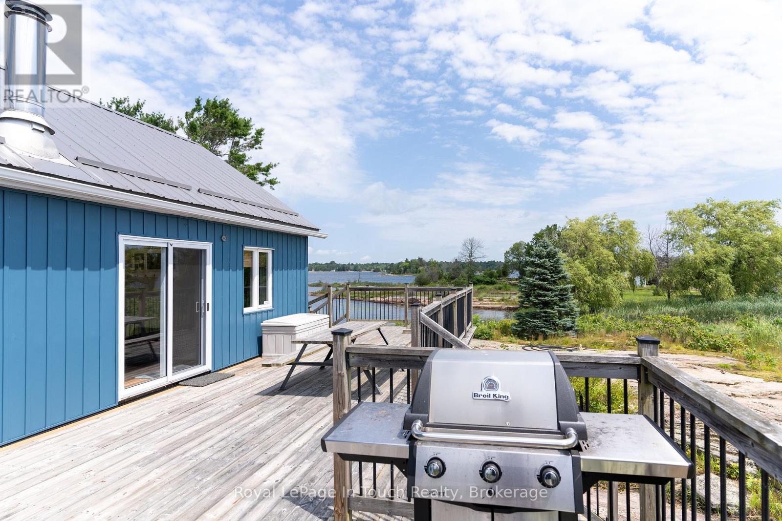 












4 ISLAND 470

,
Georgian Bay (Baxter),




Ontario
P0E1E0

