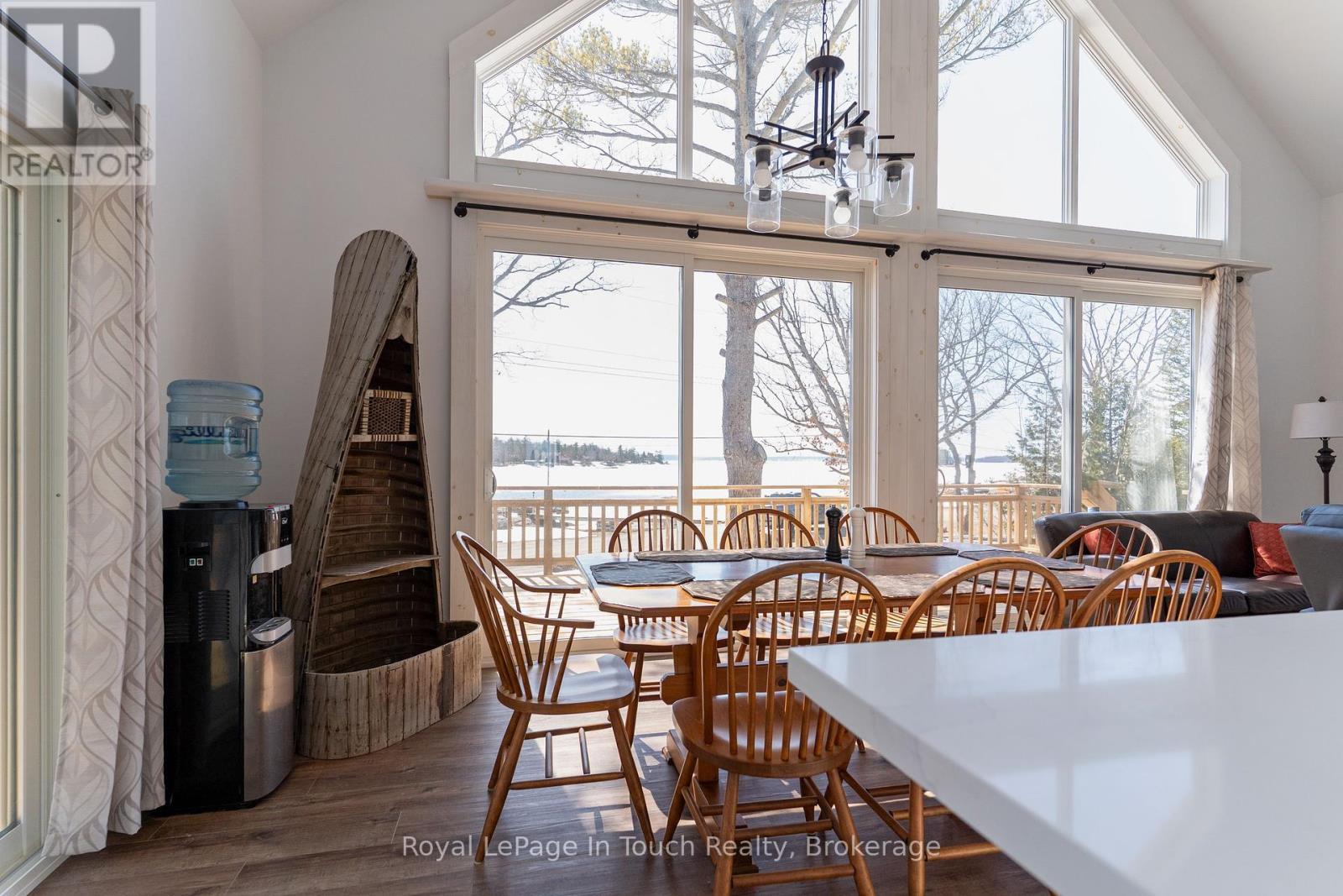 












26 MACEY BAY ROAD

,
Georgian Bay (Baxter),




Ontario
L0K1S0

