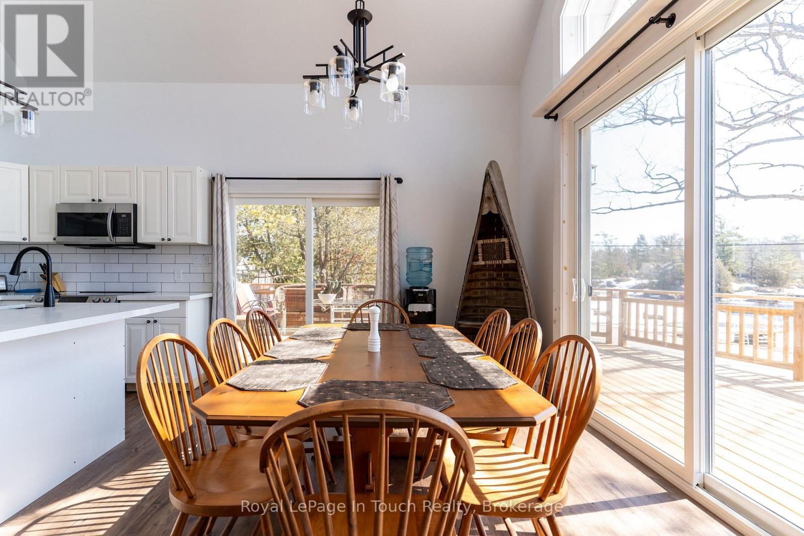 












26 MACEY BAY ROAD

,
Georgian Bay (Baxter),




Ontario
L0K1S0

