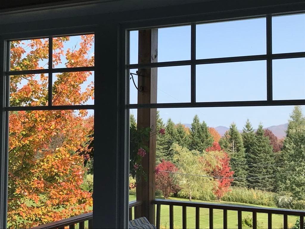 









12


Rue de l'Intimité

,
Eastman,




QC
J0E1P0

