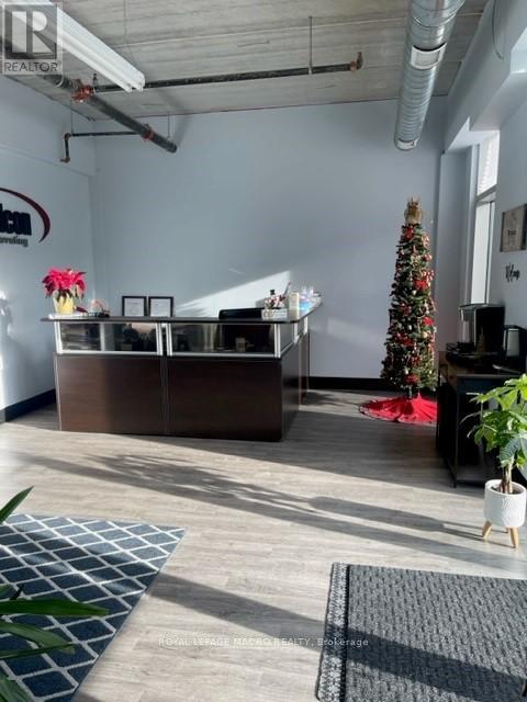 












6 - 36 DITTON DRIVE

,
Hamilton,




Ontario
L8W0A9

