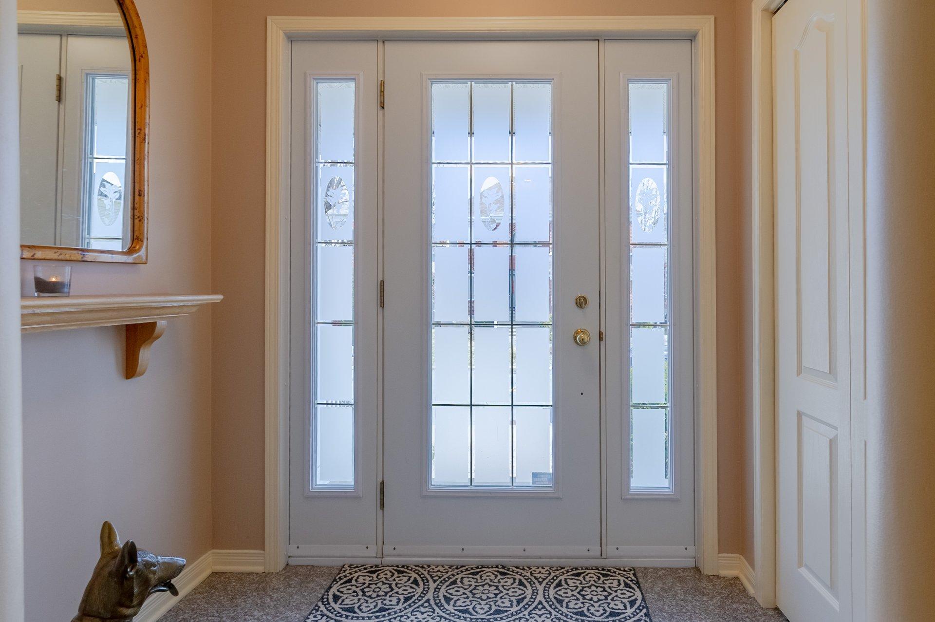 









2855


Rue Orsini

,
Brossard,




QC
J4Y3E2

