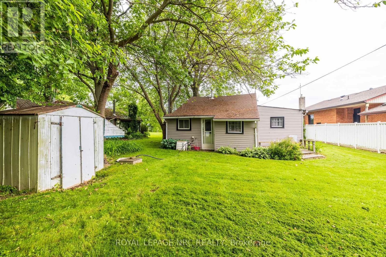 












6 FIRELANE 14D ROAD

,
Niagara-on-the-Lake (Lakeshore),




Ontario
L0S1J0

