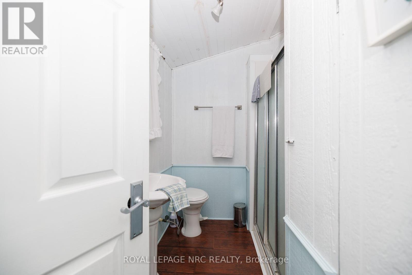












6 FIRELANE 14D ROAD

,
Niagara-on-the-Lake (Lakeshore),




Ontario
L0S1J0

