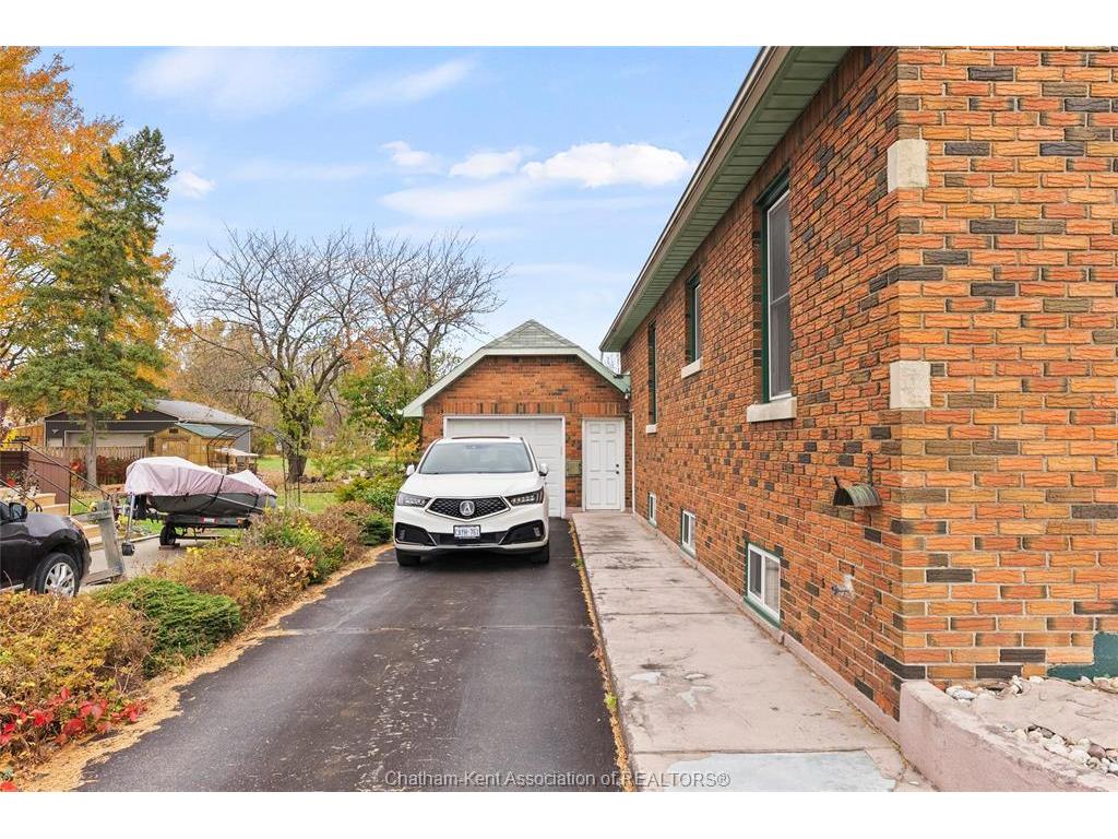 









1620


Dufferin

Avenue,
Wallaceburg,




ON
N8A 2X2

