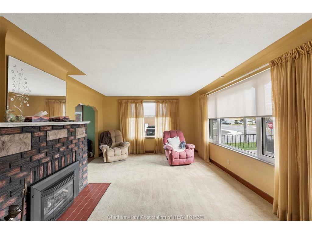 









1620


Dufferin

Avenue,
Wallaceburg,




ON
N8A 2X2

