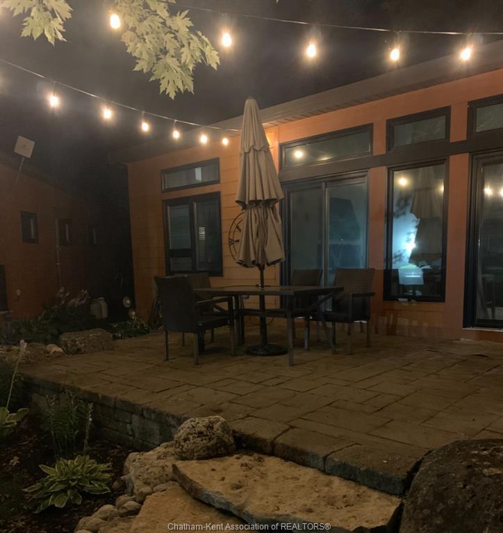 









981


COUNTY RD 2

Road, 707,
Lakeshore,




ON
N8L 1B4

