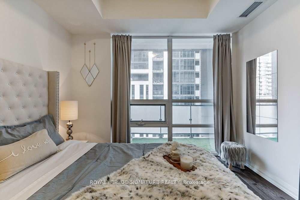 









460


Adelaide

Street East, 725,
Toronto,




ON
M5A 0E7

