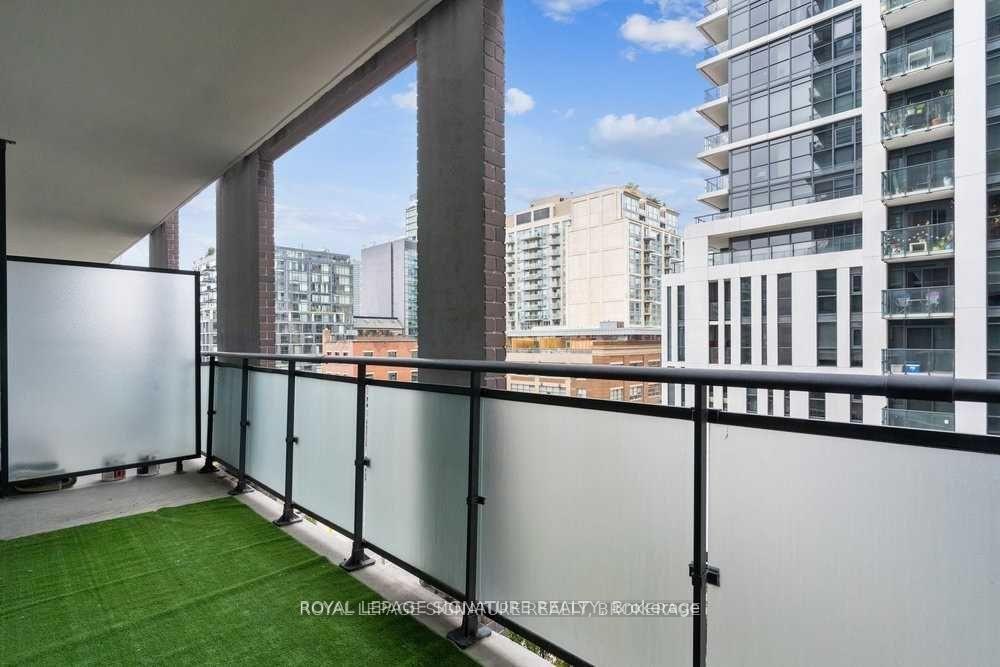 









460


Adelaide

Street East, 725,
Toronto,




ON
M5A 0E7

