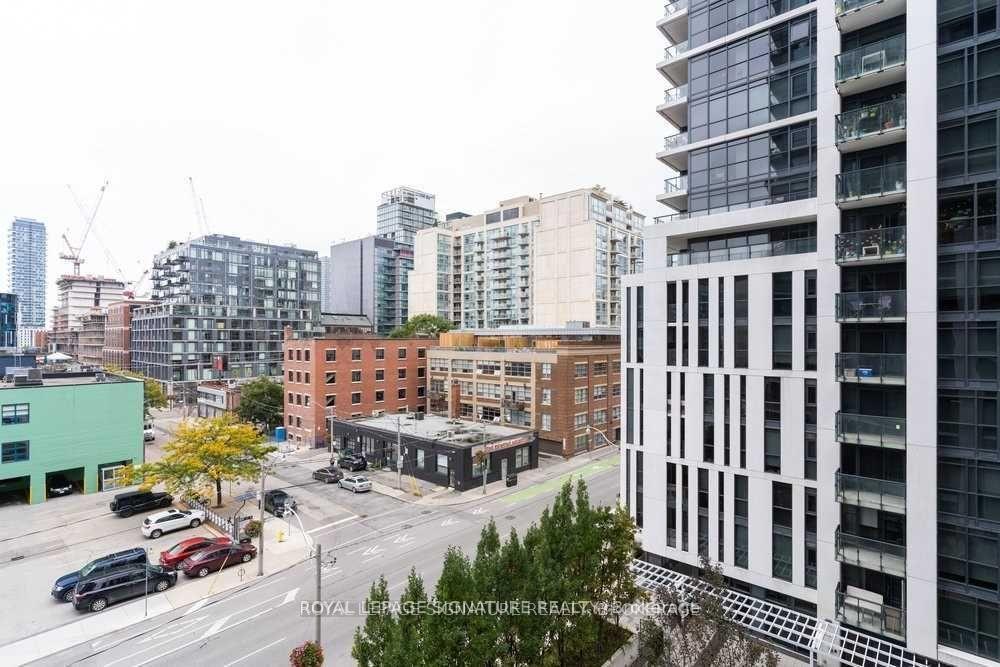 









460


Adelaide

Street East, 725,
Toronto,




ON
M5A 0E7

