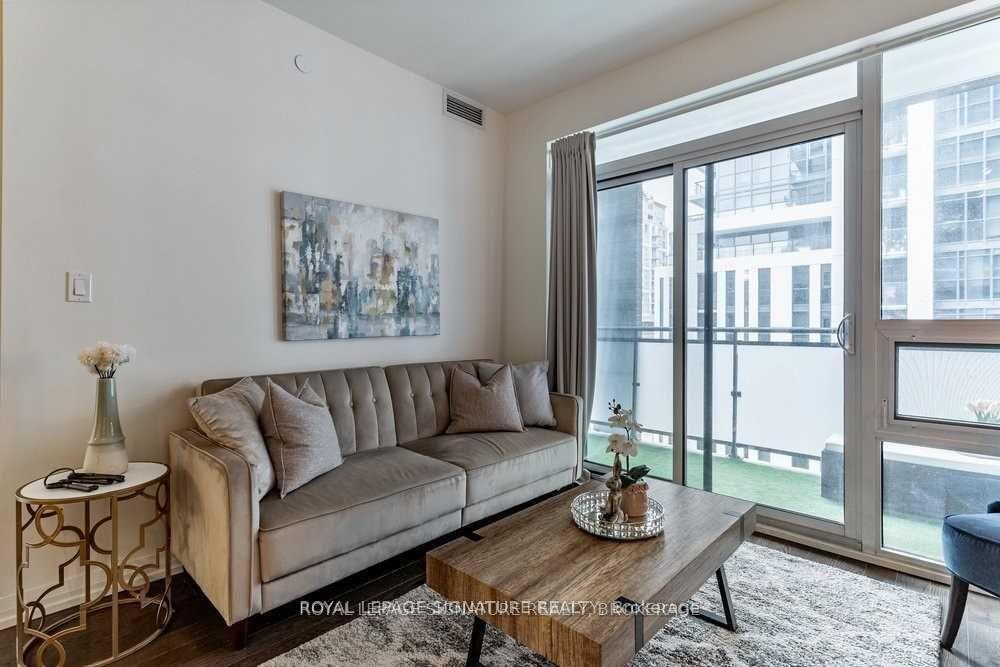 









460


Adelaide

Street East, 725,
Toronto,




ON
M5A 0E7

