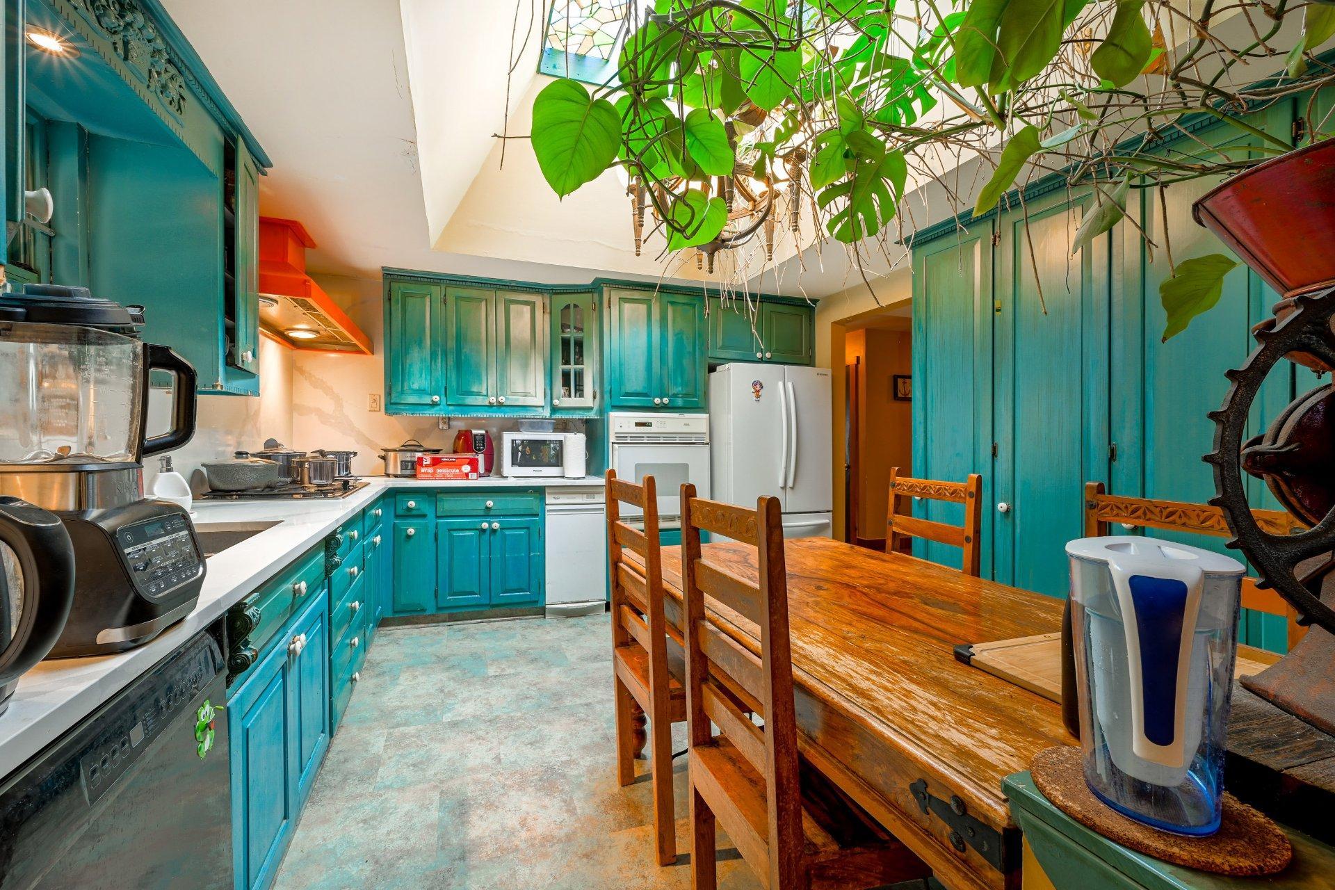 









12210


Rue Jasmin

,
Montréal (Ahuntsic-Cartierville),




QC
H4K1V8


